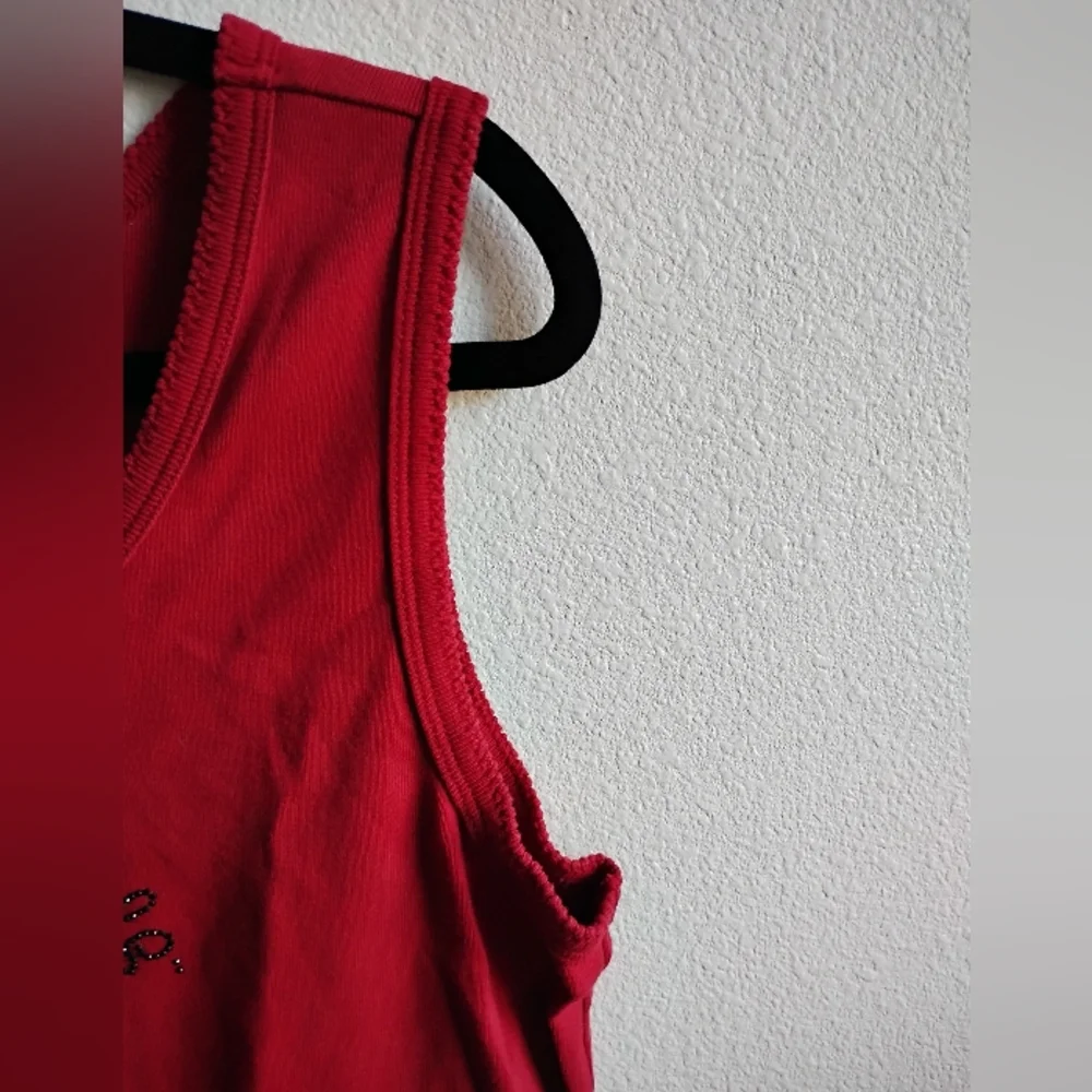 Pendleton Women's Red Graphic Tank Top Size: XL - Picture 4 of 6